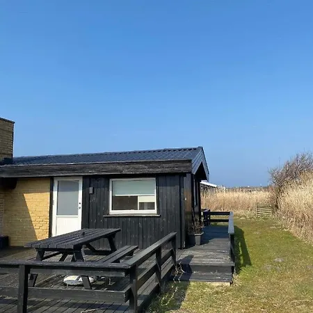 Romantisk Feriehus 100 Meter Taet Pa Havet 別荘
