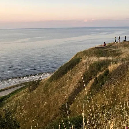 Romantisk Feriehus 100 Meter Taet Pa Havet